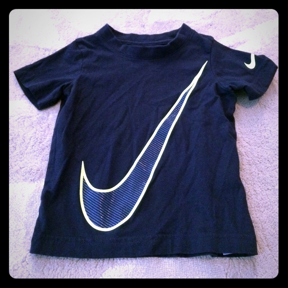 Boys Nike Tee Shirt - 2T